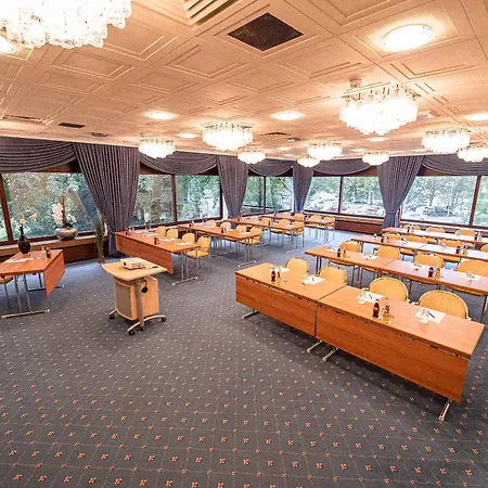 Plaza Hotel Gelsenkirchen-3